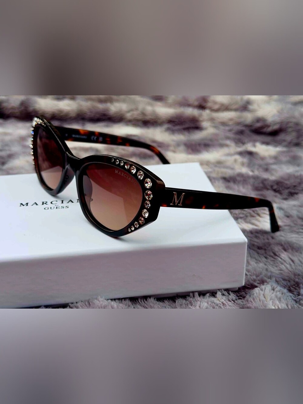 Guess by Marciano GM00001 Rhinestone Cat-Eye Sunglasses – Dark Havana - NIB